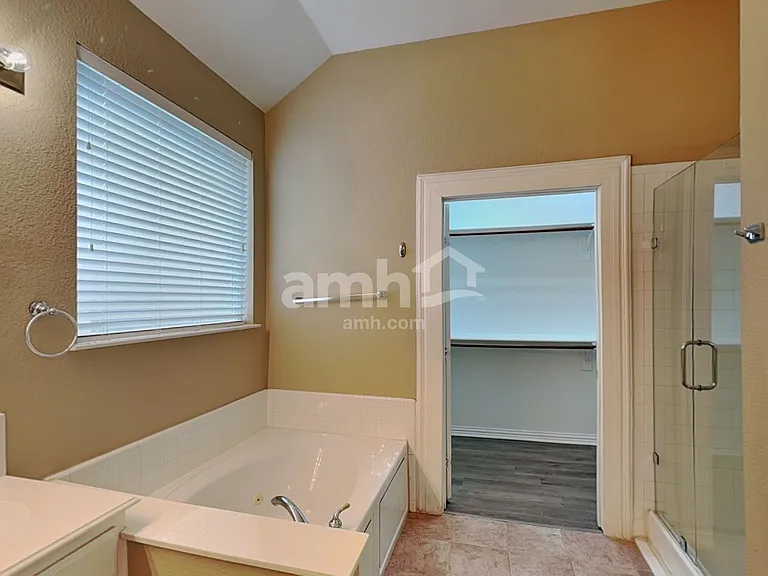 901 Muirfield Rd — Photo 14