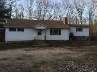 170 Woody Hill Rd, Hope Valley, RI 02832