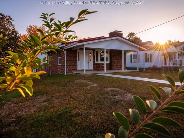 1204 Highland Dr, Saint Albans, WV 25177