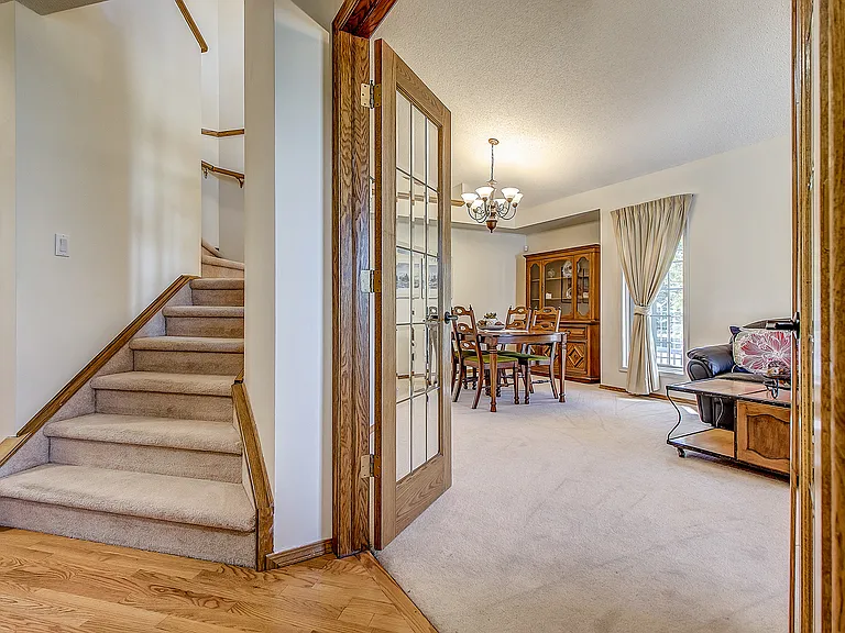 8010 Schubert Gate NW — Photo 4