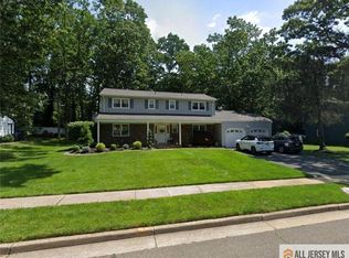 13 Bosko Dr, East Brunswick, NJ