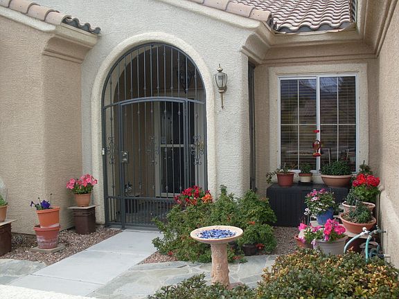 Wrought iron entry gate