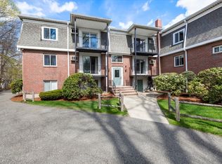 80 Walnut St UNIT 111, Canton, MA 02021