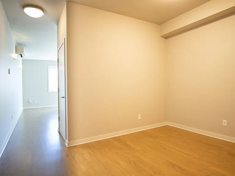2250 NE Glisan St #407 — Photo 9