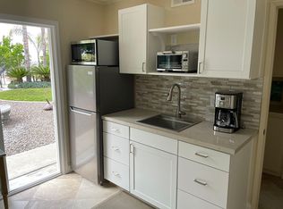 2414 Sonora Ct #B, Carlsbad, CA 92010