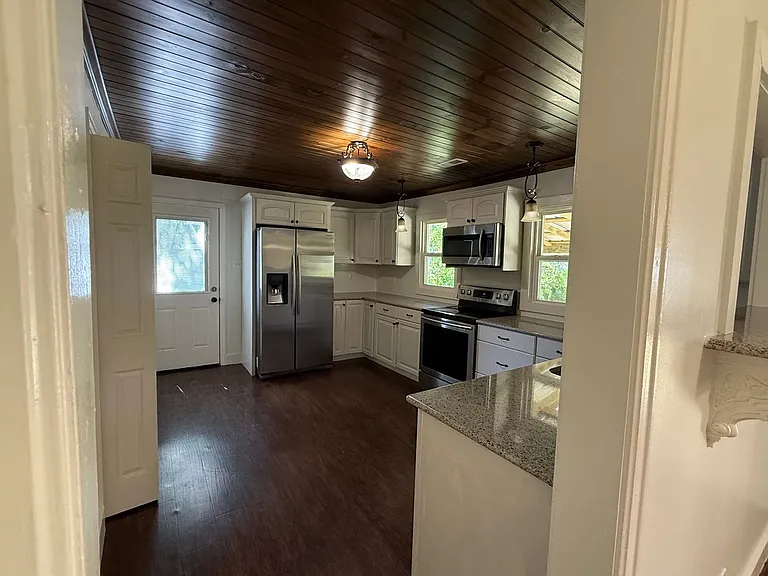 1505 Truman Ave — Photo 7