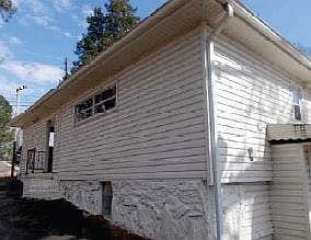 3rd image of 202 Lovvorn Rd