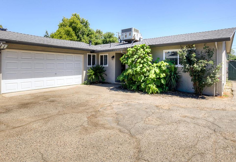 1st image of 4563 E Sierra Madre Ave