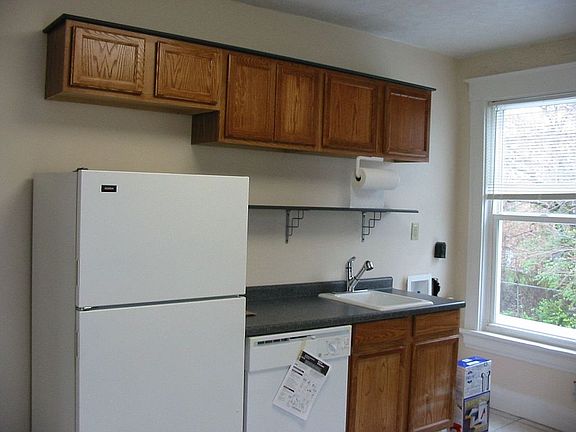 Apt 2 Kitchen