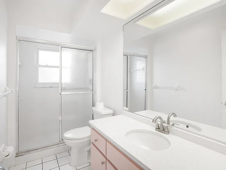 7845 Boca Ciega Dr — Photo 28