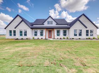 860 County Road 1021, Wolfe City, TX 75496