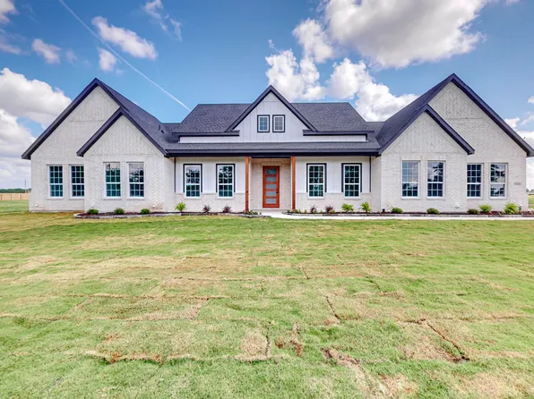 860 County Road 1021, Wolfe City, TX 75496