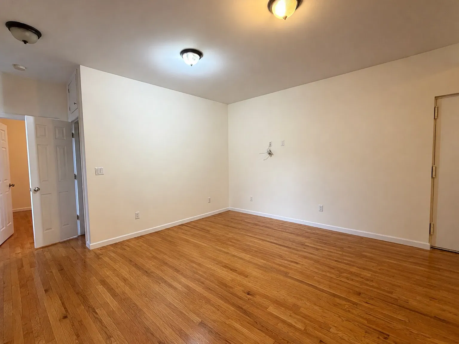 210 West 94th Street — Photo 2