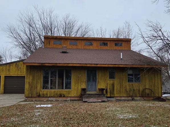 110 Riverview Blvd, International Falls, MN 56649