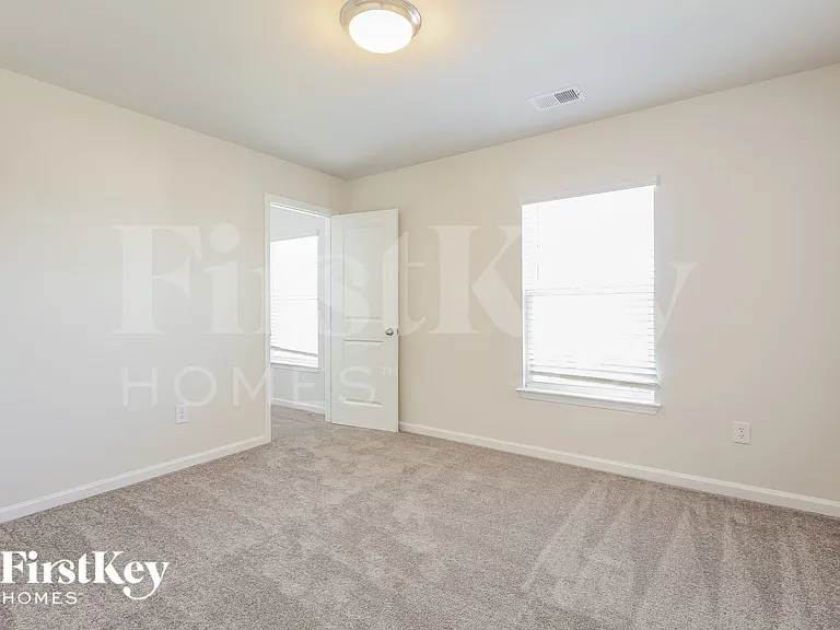 413 Stonefence Dr — Photo 13