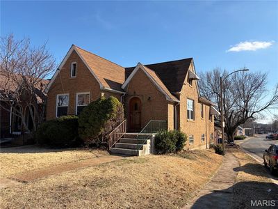 6418 West Ct, Saint Louis, MO, 63116