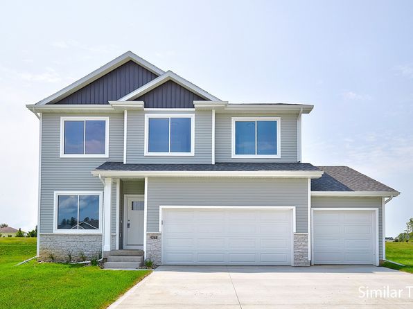 5551 167th St, Urbandale, IA 50323
