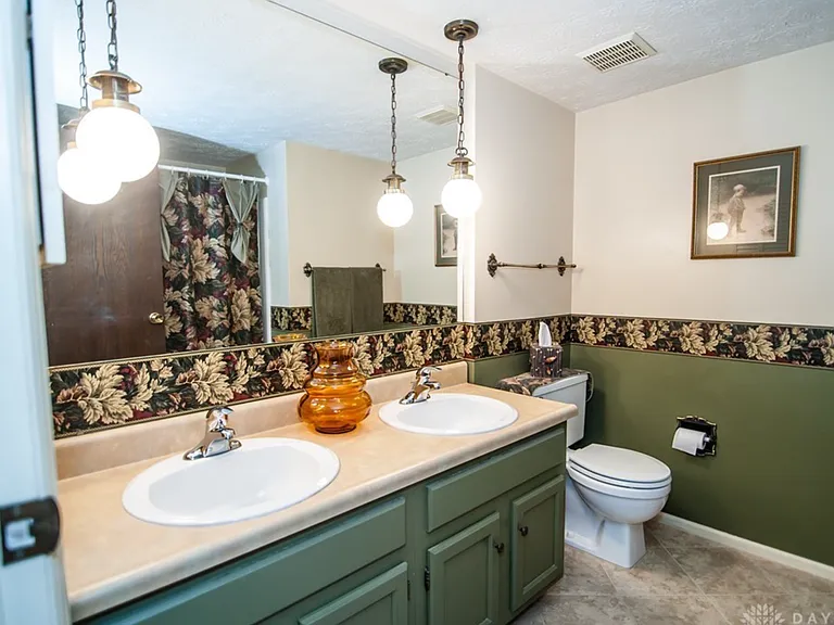 9026 S Normandy Ln — Photo 11