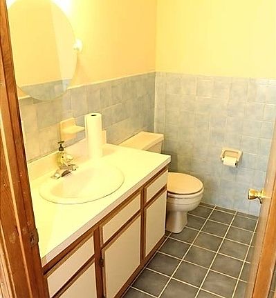 4th image of 468-470 Mt Prospect Ave APT 8