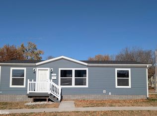 301 W Henry St, Mount Pleasant, IA 52641