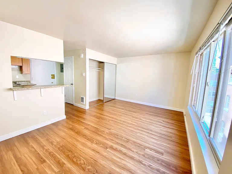 Summit Apartments — Photo 4