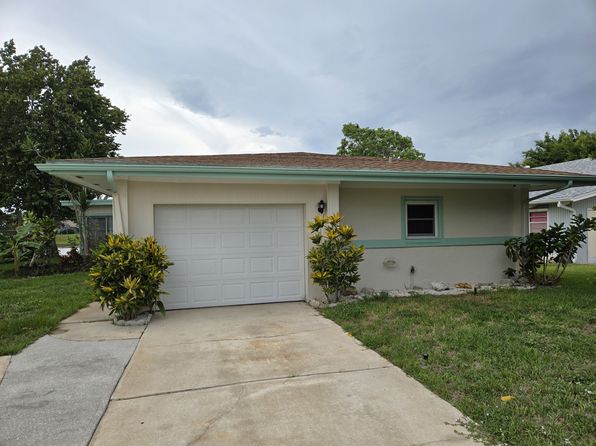 250 Bayhead Dr