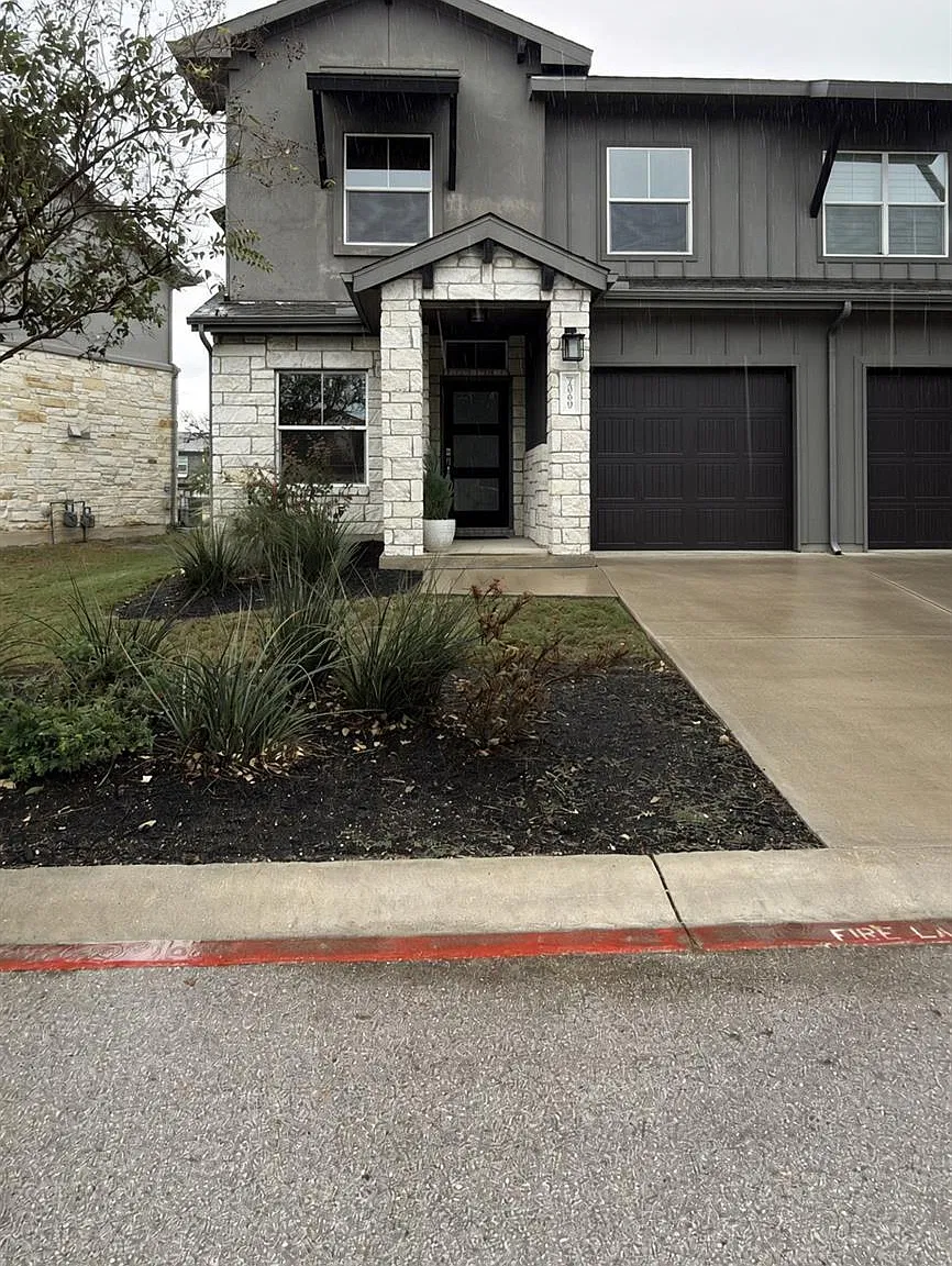 3 bed, 2.5 bath, 1472 sqft, $1,950 — Photo 1