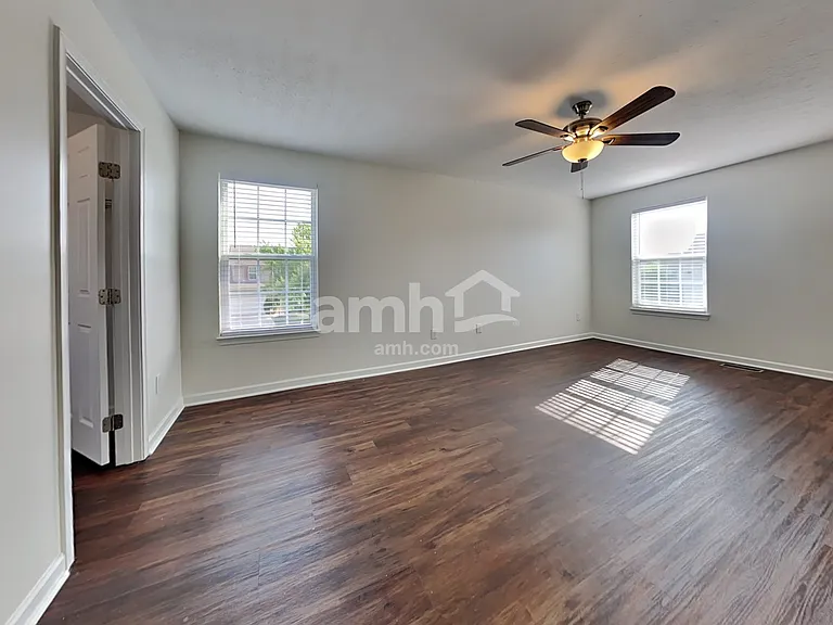 5576 Shetland Ct — Photo 10