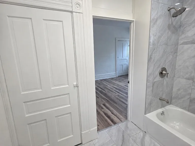 155 Ormsby Ave — Photo 31