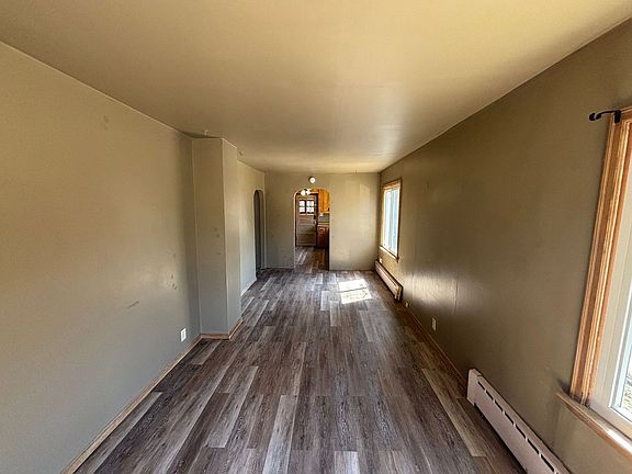 3rd image of 942 N Stevens St