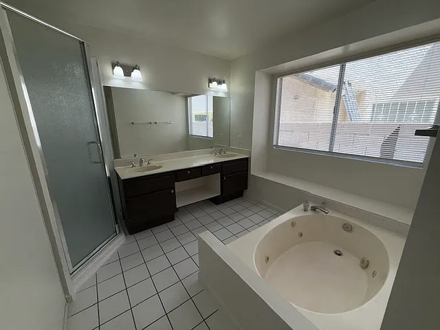 2998 Kennewick Dr — Photo 14