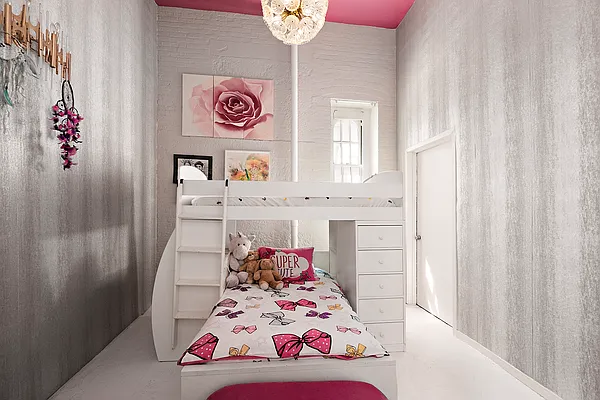 Sold by Corcoran | media 17