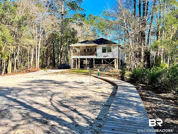 3rd image of 17757 River Rd