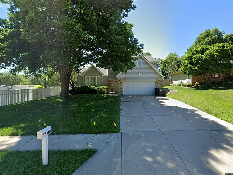 9261 Adams St — Photo 1