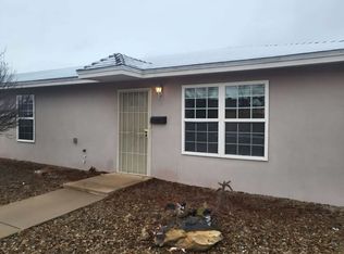 423 Lake Dr, Santa Rosa, NM 88435