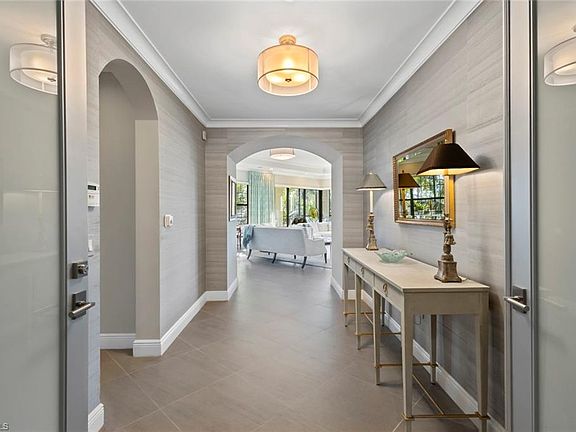 4th image of 2727 Tiburon BLVD E #201