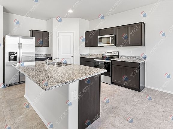 3rd image of 1044 W Falls Canyon Dr