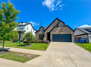 2300 SW Preston Park Ave, Bentonville, AR 72713