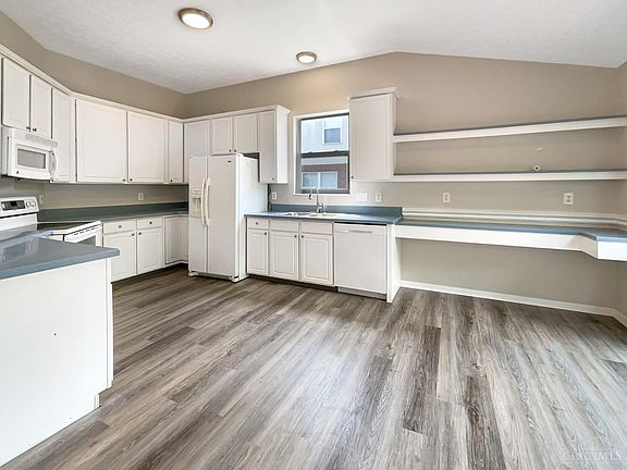 2nd image of 2216 Woodacre Dr