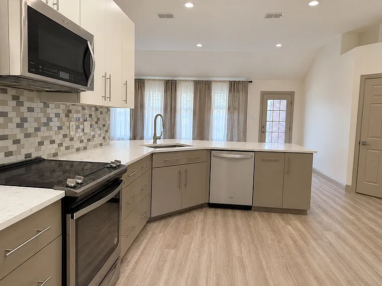 809 Big Bend Dr — Photo 8