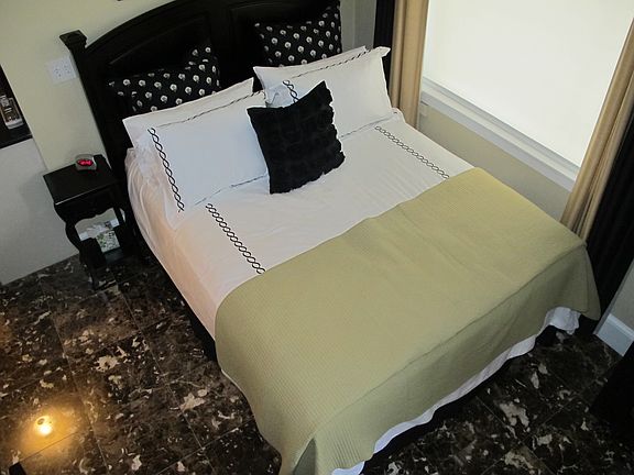5th image of 2715 Boardwalk APT 1706