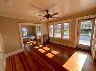 7 Orchard St, Amesbury, MA 01913