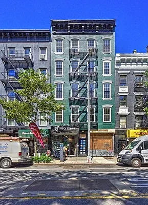 Rented by REAL New York | media 16