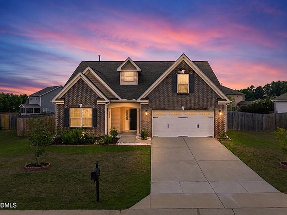 2nd image of 1212 Windrose Dr