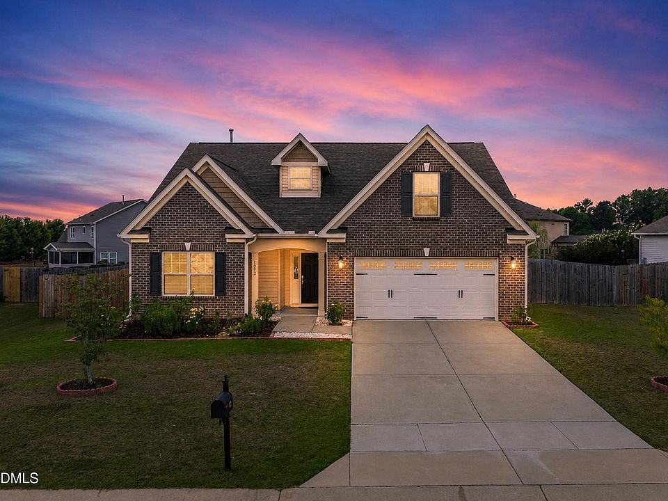 1st image of 1212 Windrose Dr
