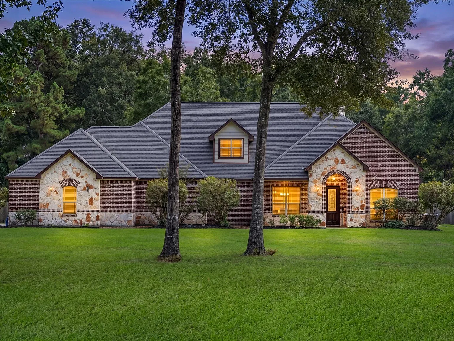 4 bed, 3.5 bath, 3491 sqft, $3,650 — Photo 1