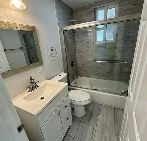 4928 Auburn Dr #B — Photo 17
