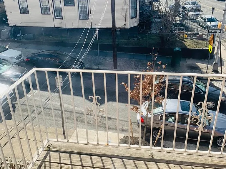 174 Virginia Ave — Photo 15