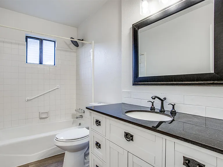 2212 Rifle Bend Dr — Photo 11