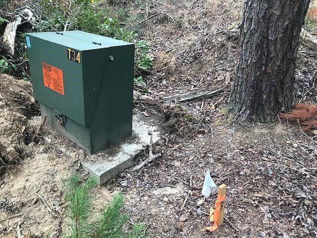 2nd image of Sweetwater Bend Rd